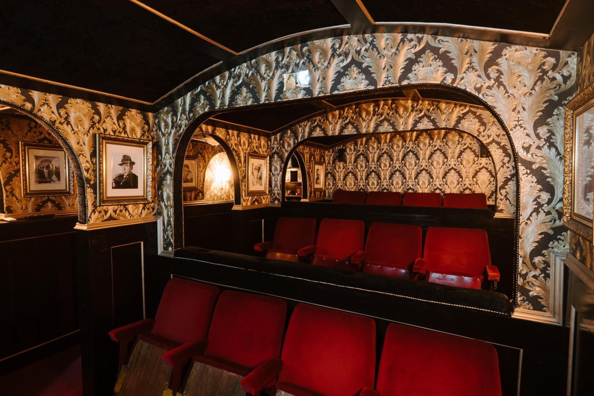 Sheddington Manor - 2 Bedroom Guest House & Cinema Belfast Zewnętrze zdjęcie